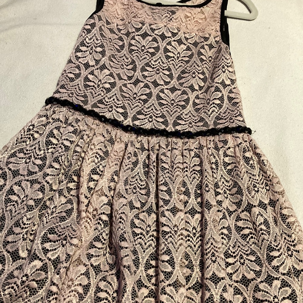 Girls dress